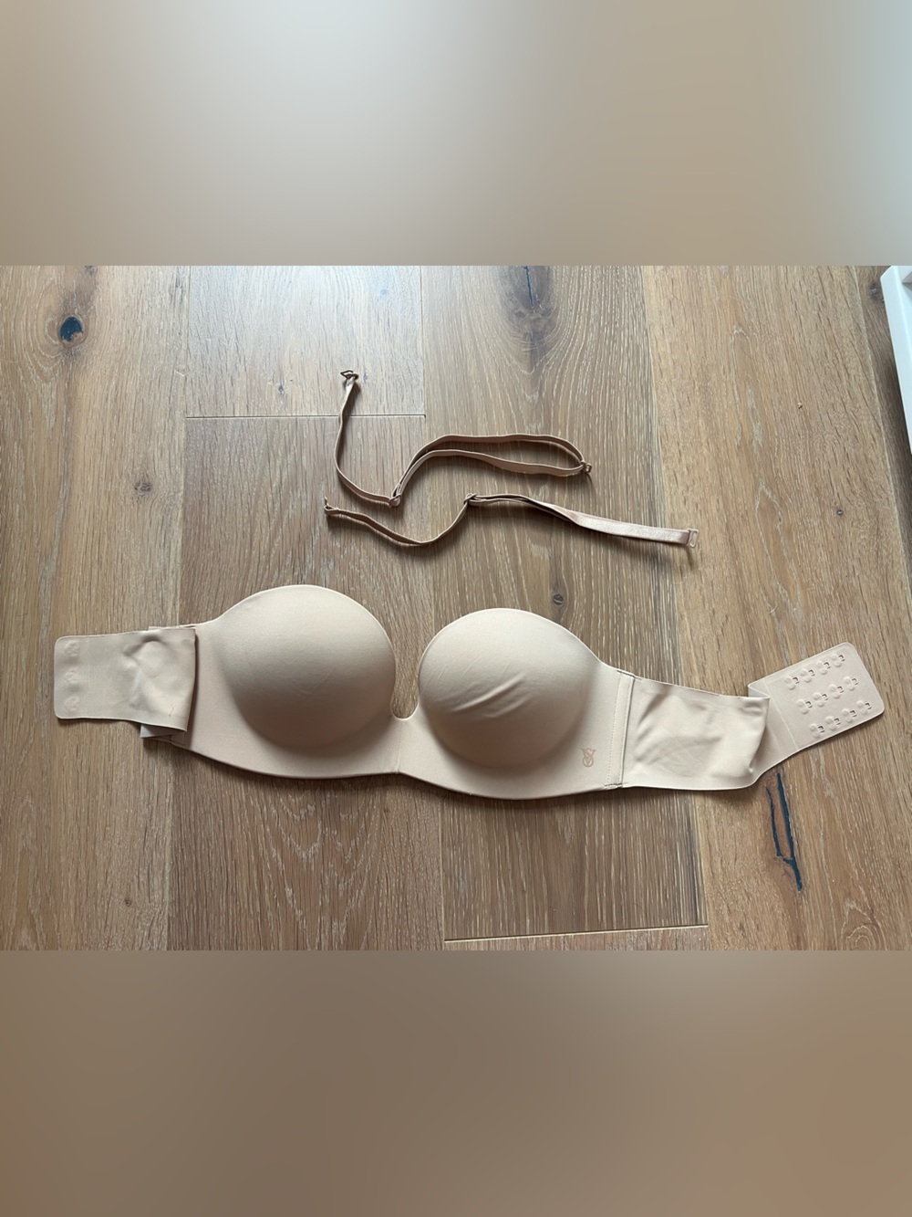 Victoria’s Secret add 2 cups push up bra - size 34A - Nude